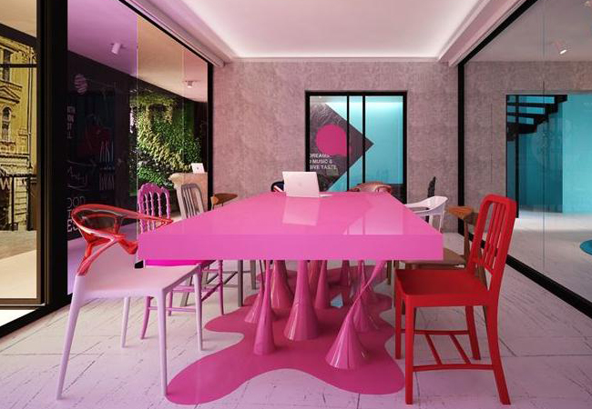 Sala de reuniones oficinas de publicidad Moldavia