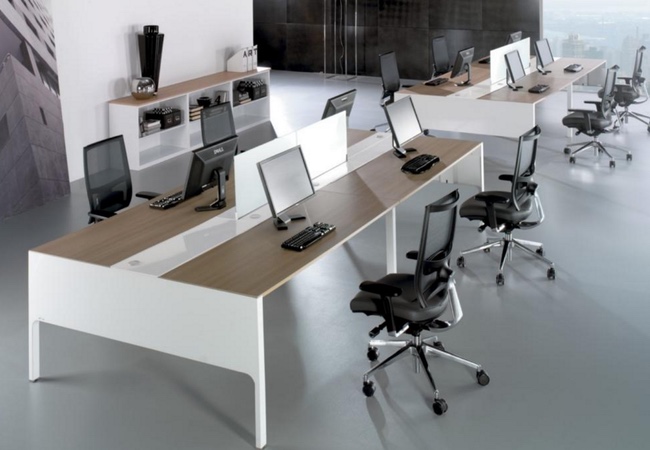 mesas de oficina en blanco y madera lance