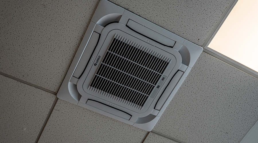 Sistema de ventilación y climatización en Espacio de trabajo