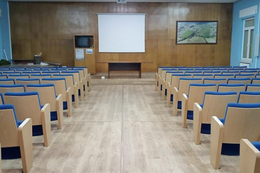 Butacas en Auditorio de Monforte_Mobiliario