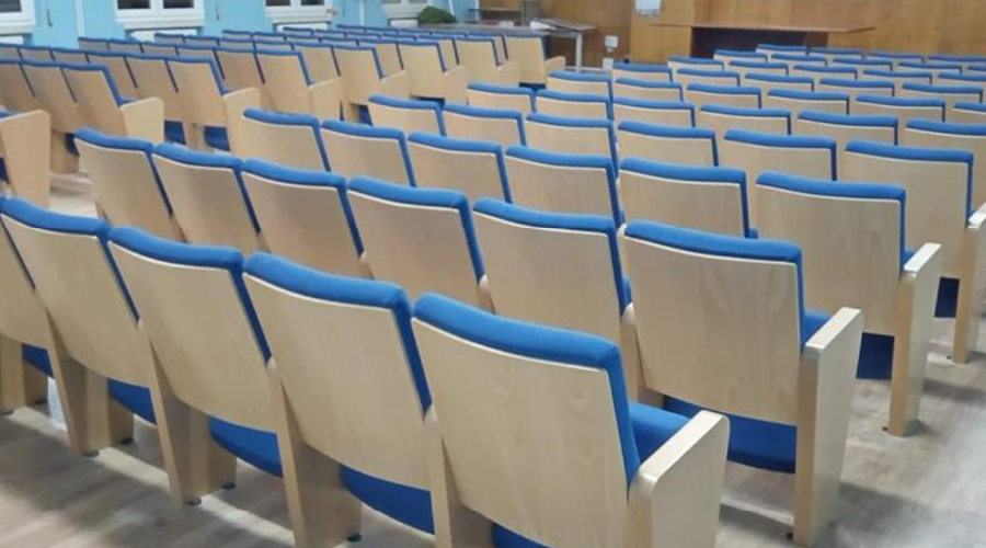Butacas en Auditorio de Monforte_Mobiliario