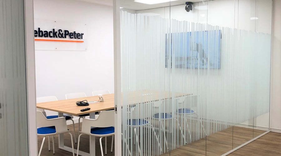 Kieback Peter_Caso de éxito_Reforma de oficina en Madrid con transformacion de espacio de trabajo