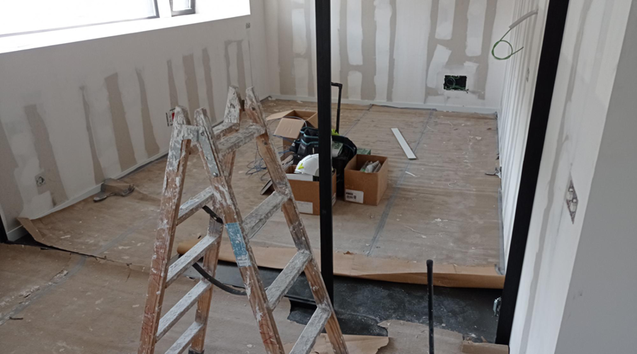 Showa Denko_Trabajos de obra de compartimentacion de oficina y carpinteria a medida