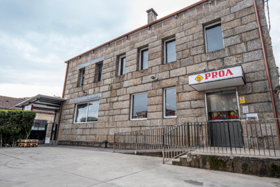 Exterior de local con señalética