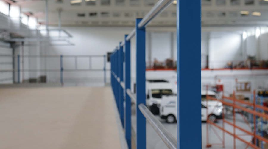 Detalle de barandilla instalada por Solida Equipamiento Integral