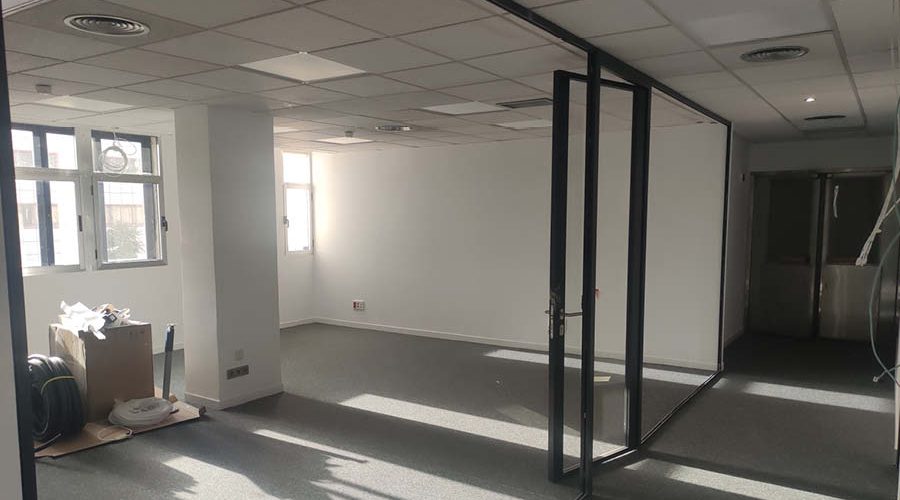 transformación de oficina en Madrid mediante trabajos de obra