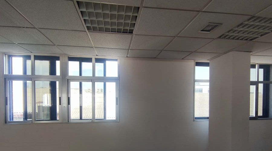 transformación de oficina en Madrid mediante trabajos de obra