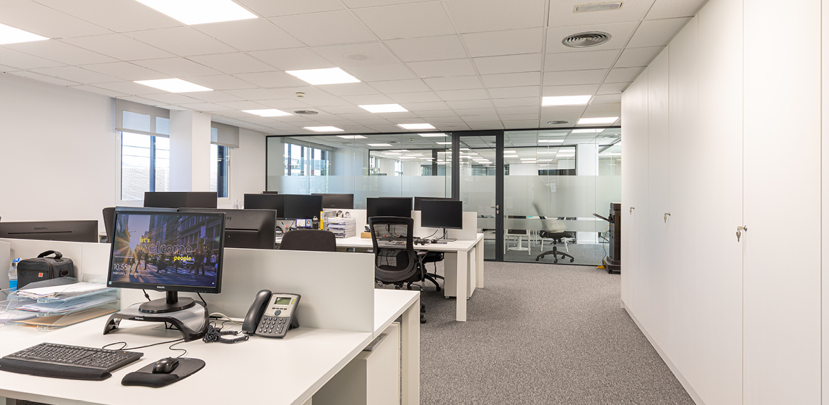 puestos de trabajo en oficina