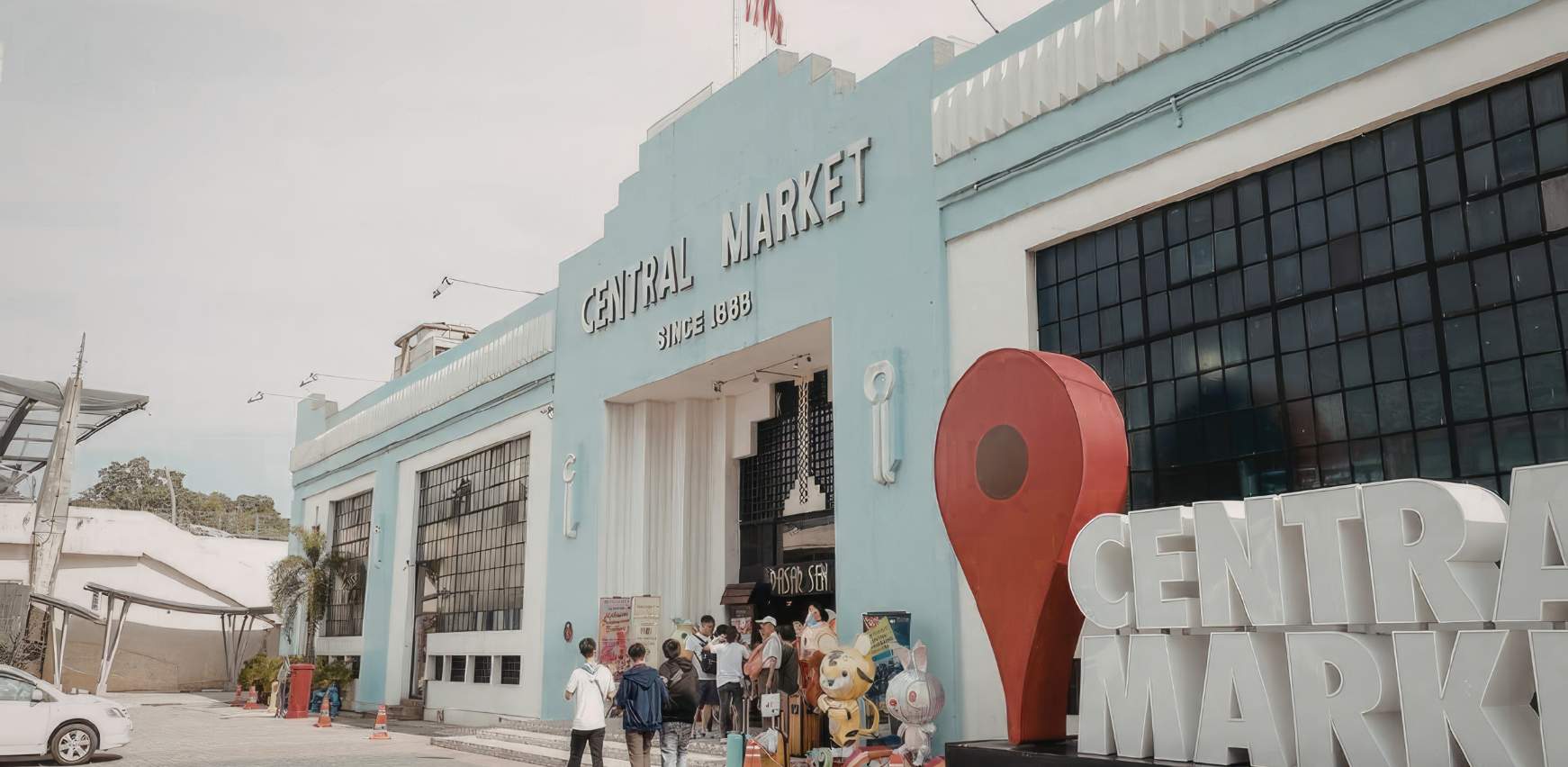 Cartelería de exterior como decoración de evento de mercado