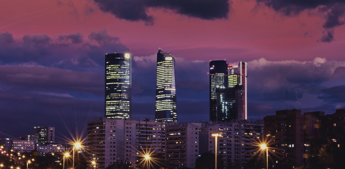 Solida_Post 21_4 Pexels_Torres de oficinas en la ciudad de Madrid zona financiera y negocios de la ciudad