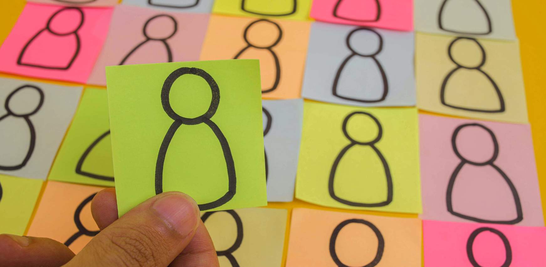 Post-its de colores para trabajos de team building