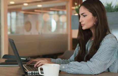 Espacios que cuidan de ti: transformar tu oficina para fomentar hábitos saludables