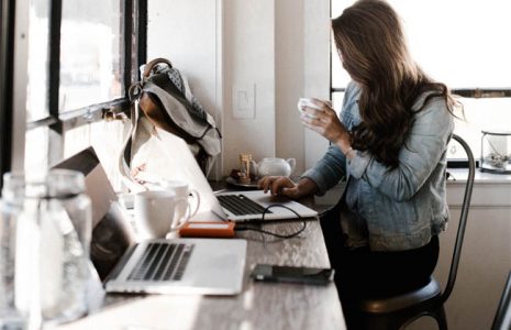 Conozca los pros y contras del trabajo desde casa