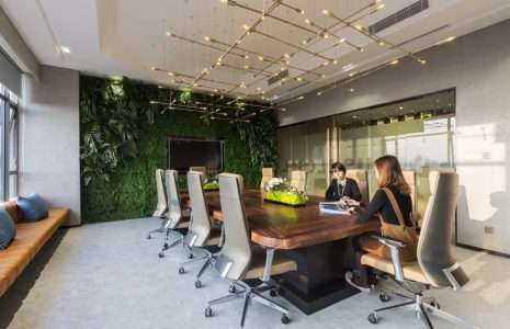 Conozca las oficinas de la compañía de productos naturales Dplus Global