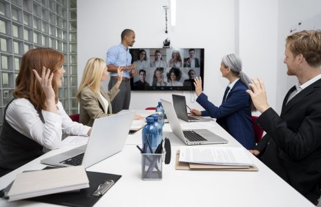 Día de Internet: Las nuevas tendencias en soluciones audiovisuales para oficinas conectadas 