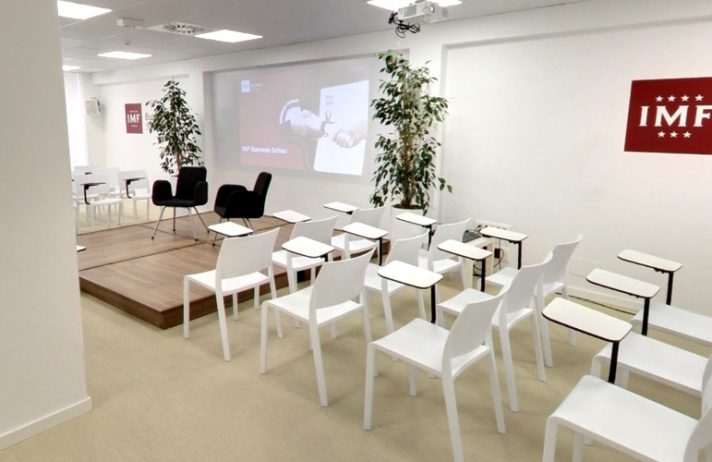 Estructura, diseño de instalaciones y mobiliario
