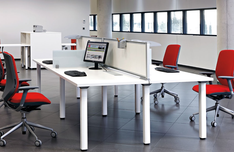 Mesa operativa Cool C300