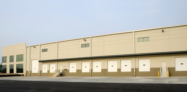 Oficinas en Naves Industriales - Solida Equipamiento Integral