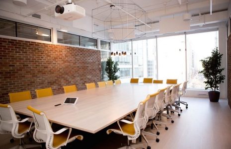 Mesas de reunión para oficinas: características y modelos