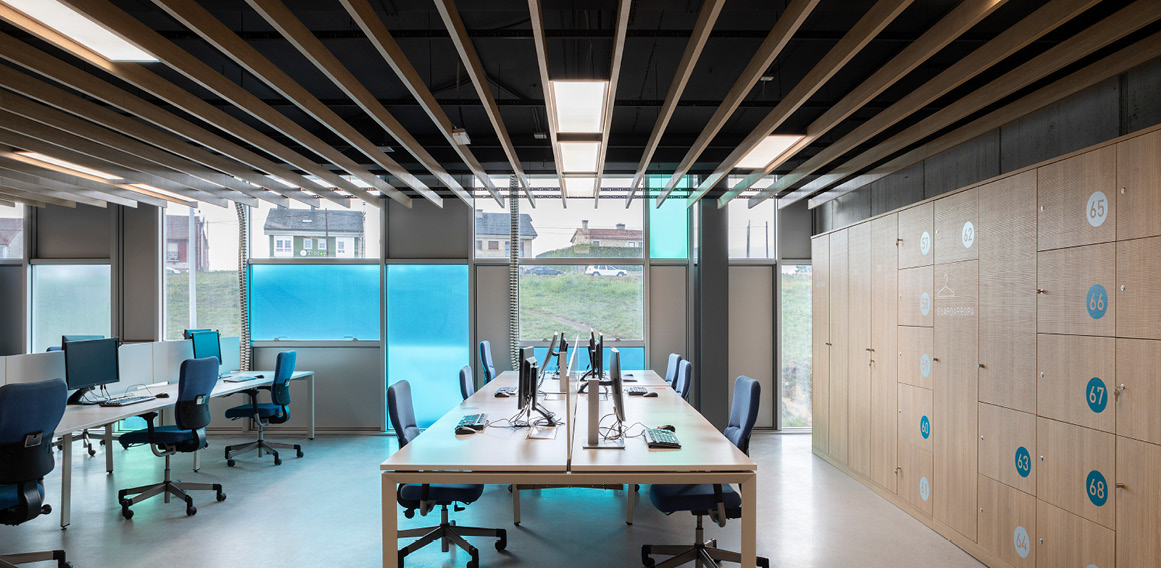 espacio de trabajo en reforma de oficina