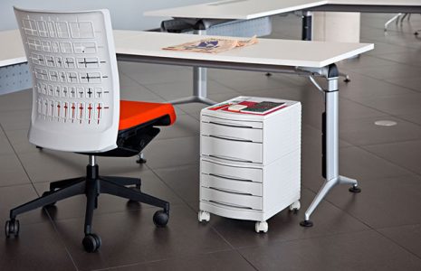 Winner, una silla de oficina adaptable y resistente